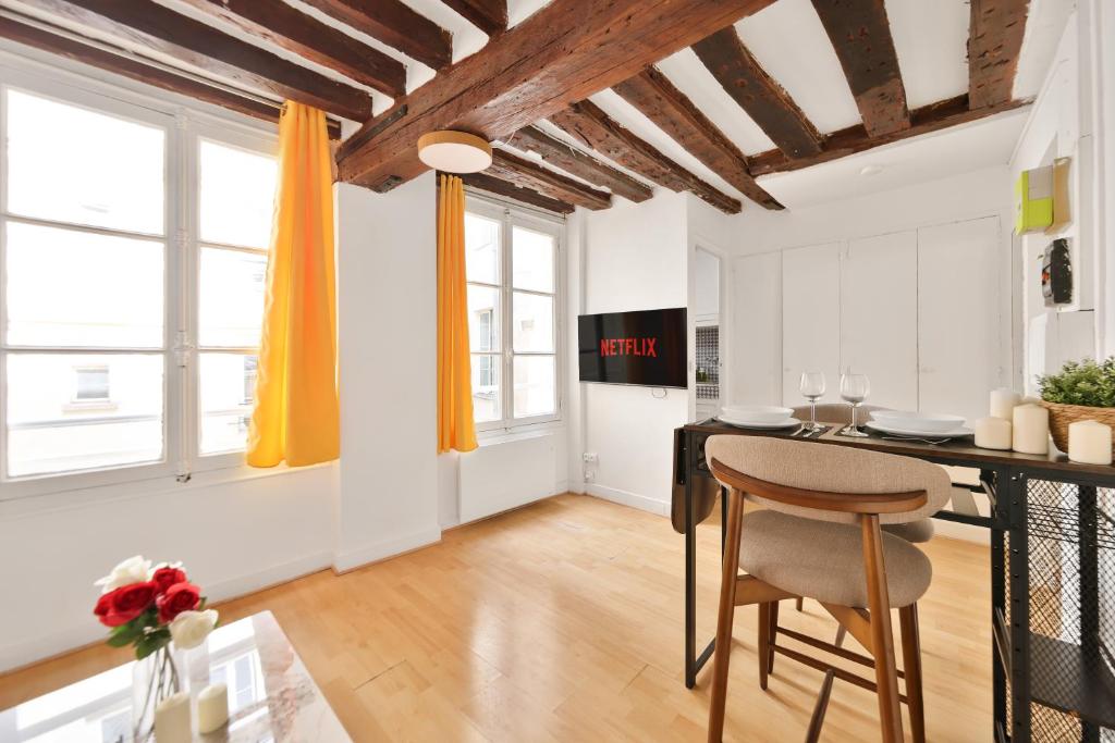 Cozy Studio in the Heart of Montorgueil, Paris - 3
