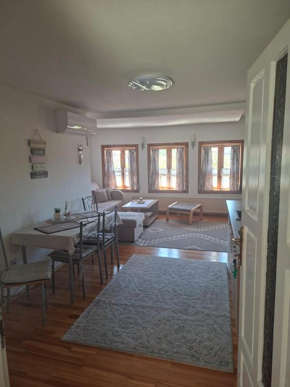 RUMA Apartmani Old Town - 4