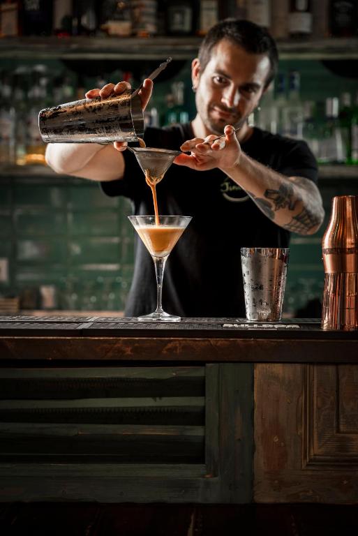 Bar/lounge