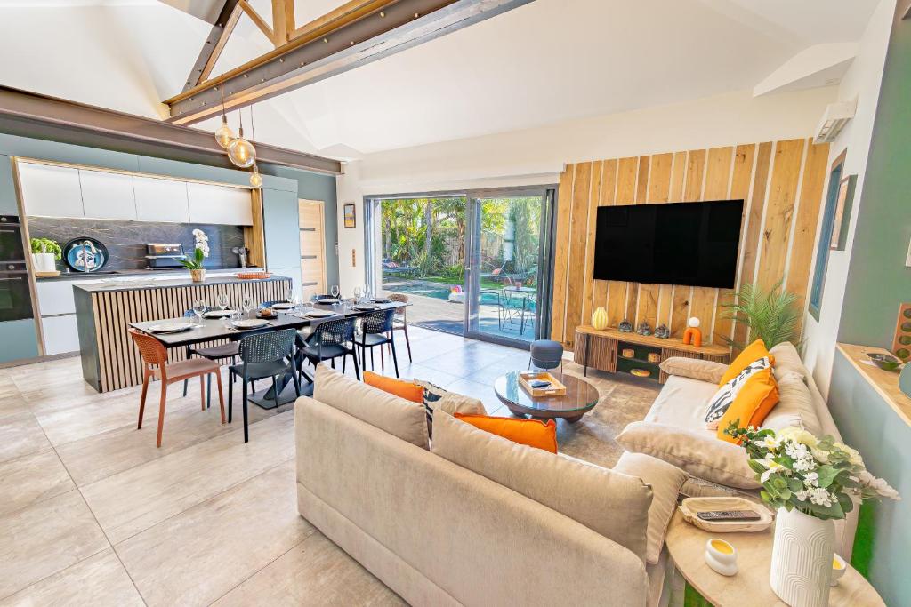 Villa piscine, plages à pied, 4 suites - Antibes - 5