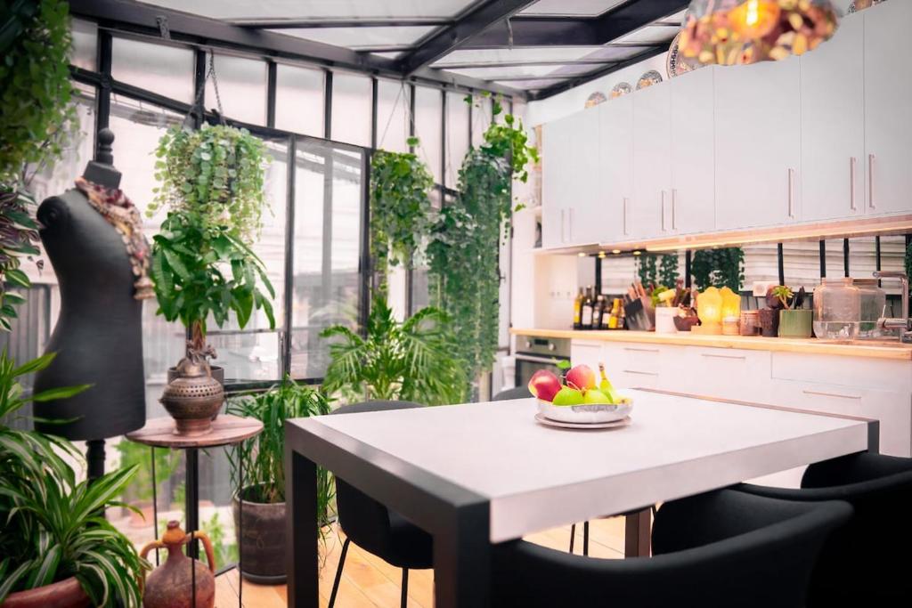 Enchanting Oasis - Montmartre - 4