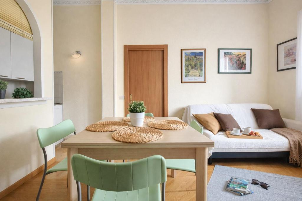 Mary House By Case al Lago - 1