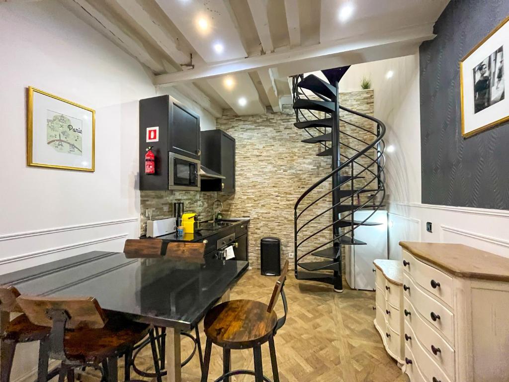 32 Atelier Paris Fashion - 3