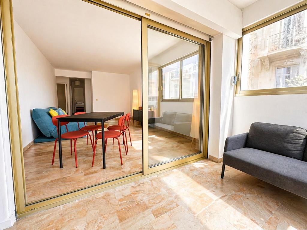 Apartment - walk to Croisette and Palais - 2