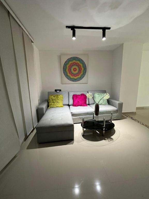 Apartaestudio Amoblado En Sotomayor - 2