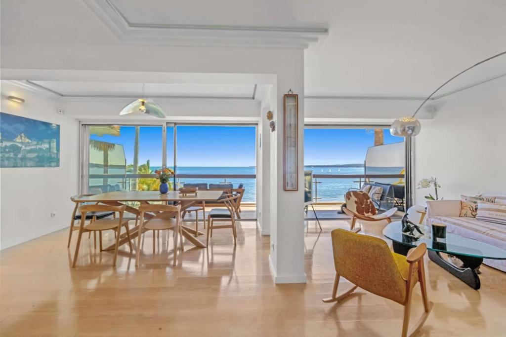 Ref 2060- Cannes Appartement pied dans l'eau 3 pièces vue mer - 4