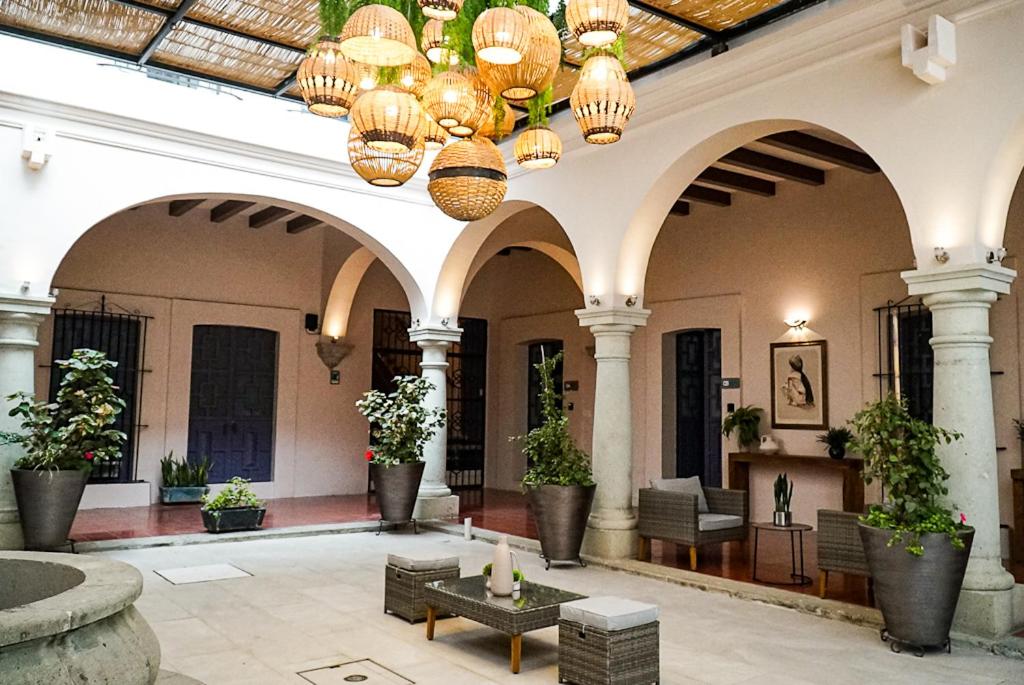 Camila Suites & Rooms - 3