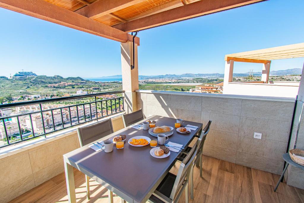Infinite View con dos Piscinas y Parking - By Aloha Palma - 3
