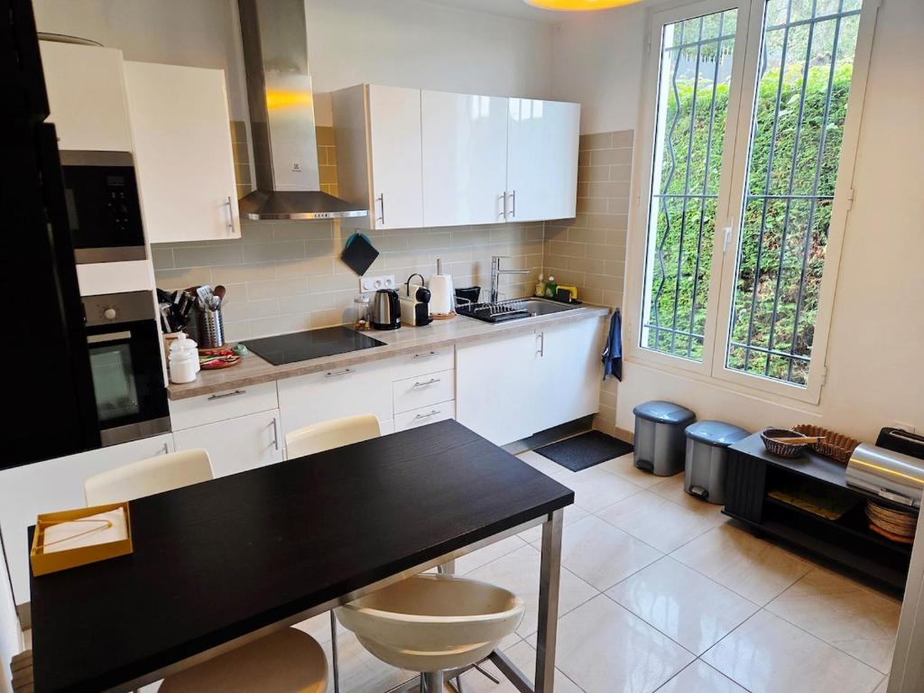 Villa with a view of Villefranche-sur-Mer Bay - 5