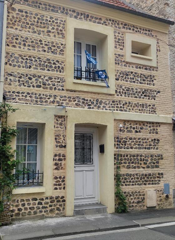 Maison de famille entre ville et plage - 1