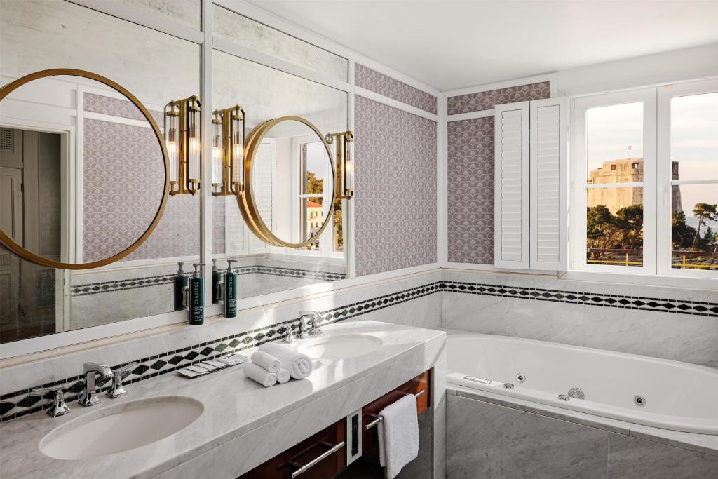 Well-appointed bathrooms