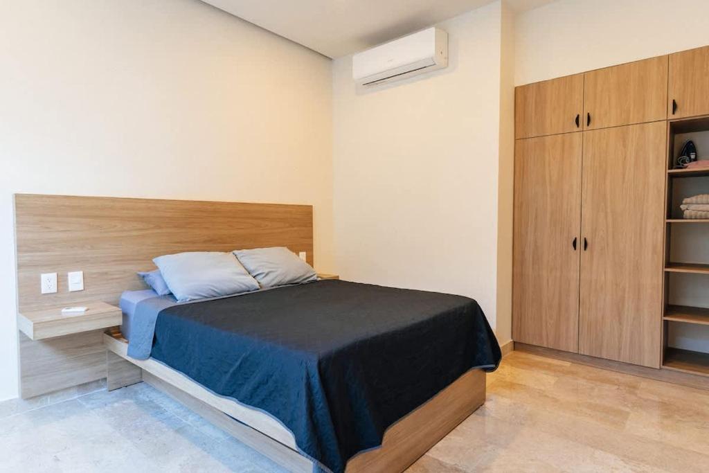Spacious Ground Floor Apartment - 4