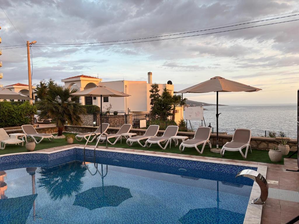 Royal Villas - 2