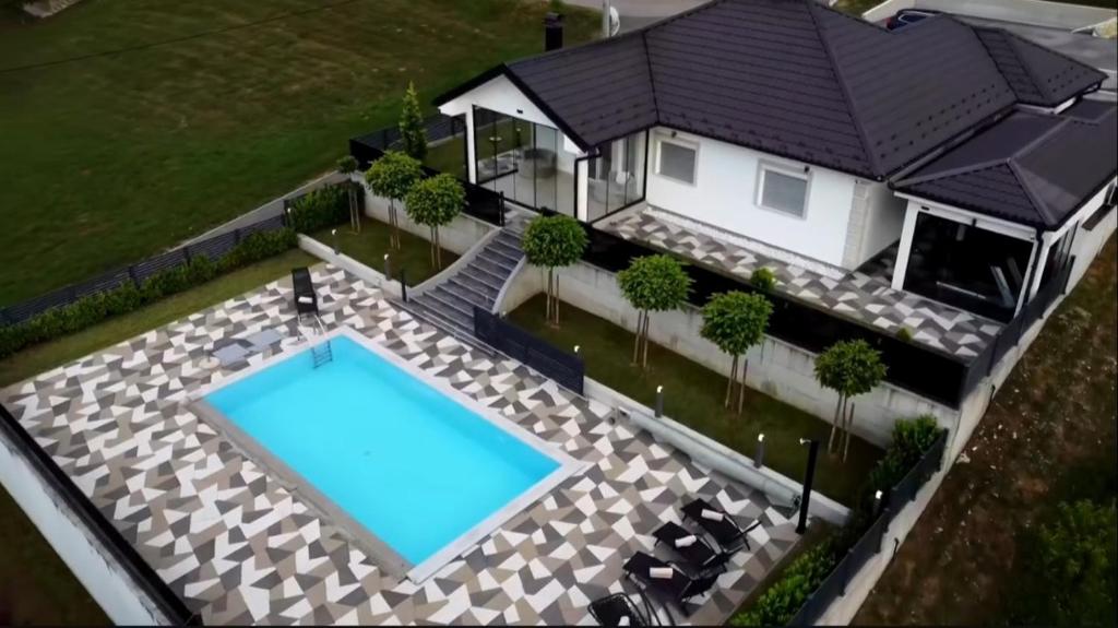 Villa Lumilux Krupa Banjaluka - 2