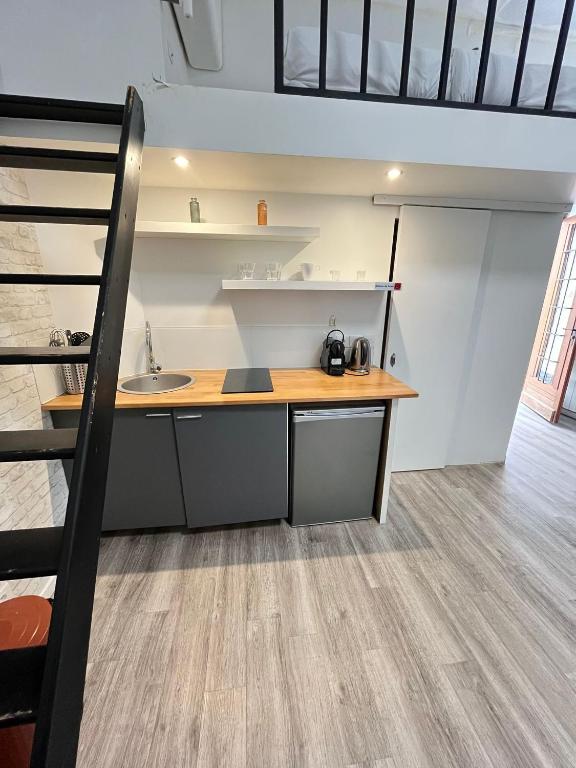 Studio spacieux avec mezzanine - Canal St Martin - 5