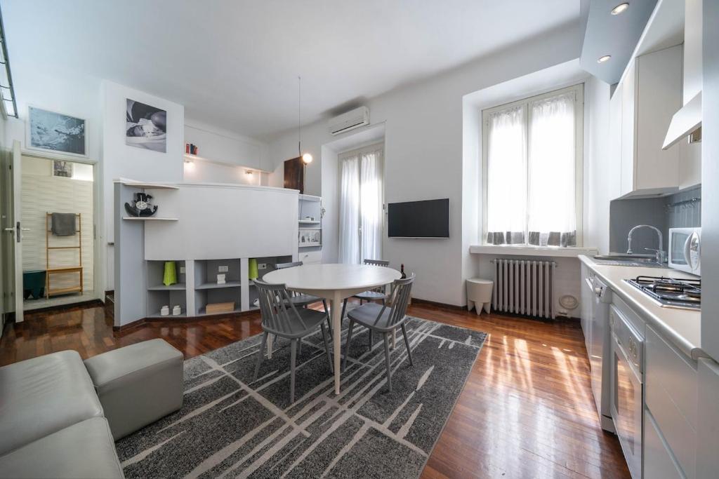 Liberty Courtyard - Charming Flat in Sempione - 1