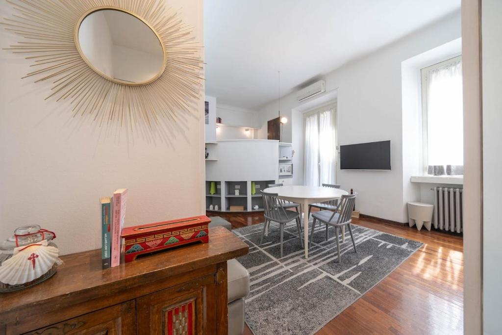 Liberty Courtyard - Charming Flat in Sempione - 4