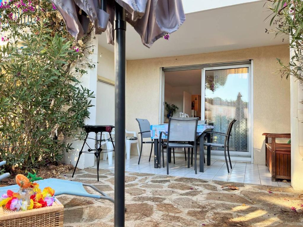 LV070-202 Appartement 2 pièces cabine 5 couchages LE LAVANDOU - 1