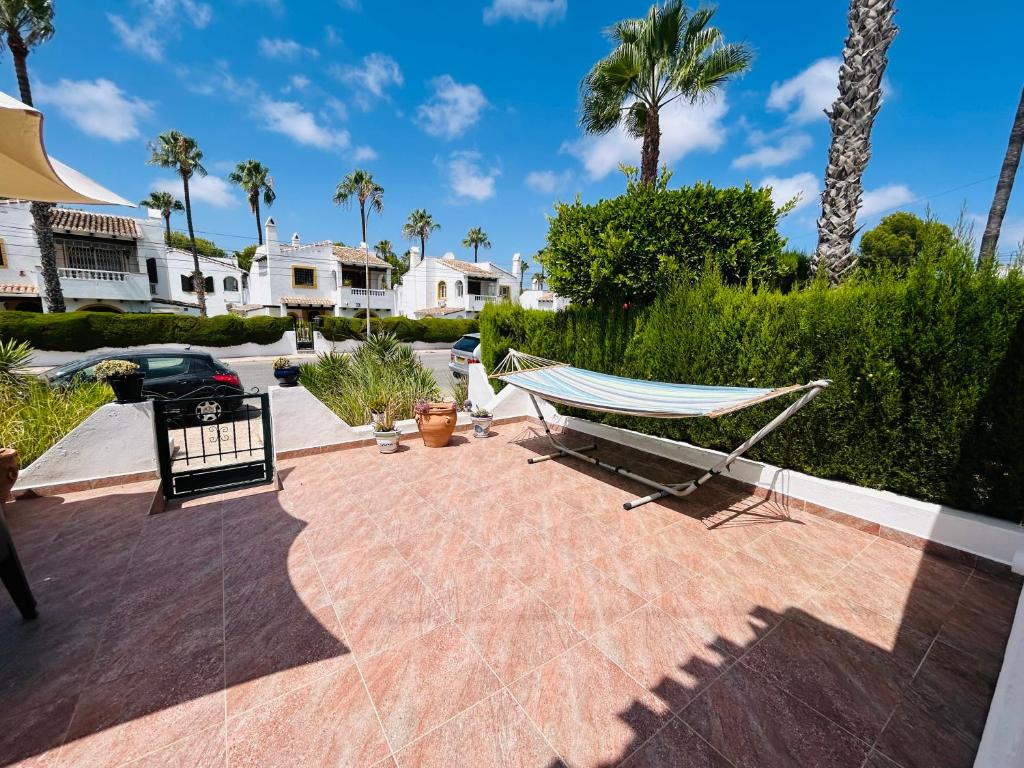 Évasion en famille à Orihuela Costa - Bungalow spacieux avec terrasses et vue sur piscine - 5