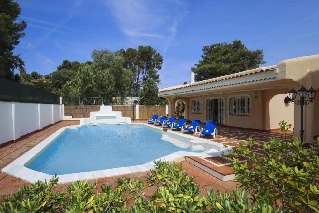 Spacious Private Villa with Pool in Salou - 5