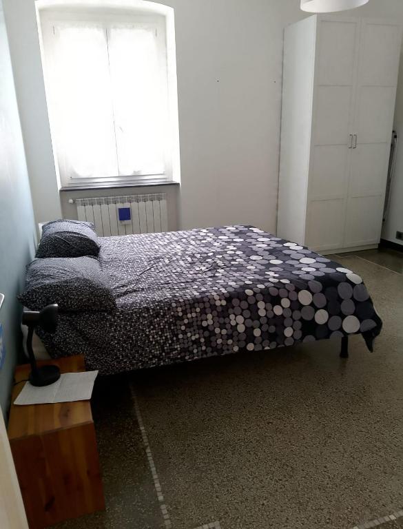Charming 2-Bedroom Apartment in the Heart of Genova - 1