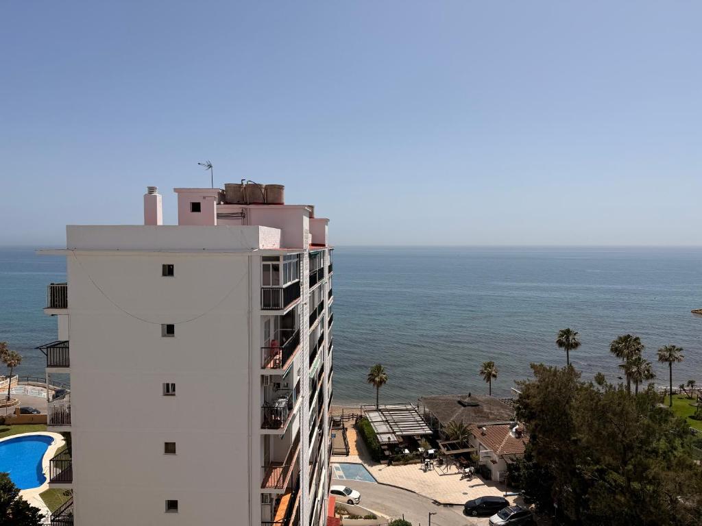 Breathtaking Sea Views Calahonda - EaW Homes - 4