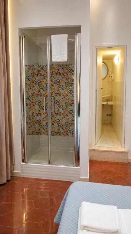 Flowers Apartments Rome City Center - 4