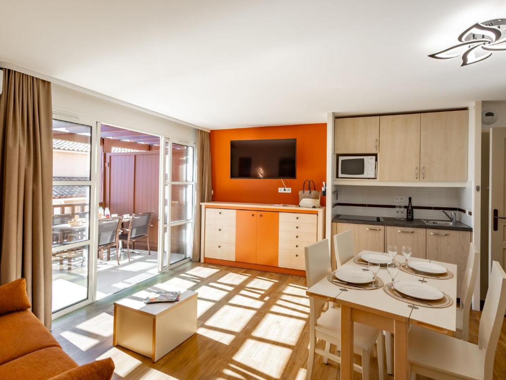 Apartment L'Esquinade - E3 333 by Interhome - 4
