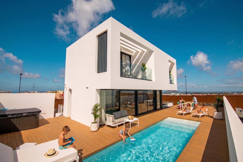 Villa Yolo Sur Private Pool Corralejo By Holidays Home - 1