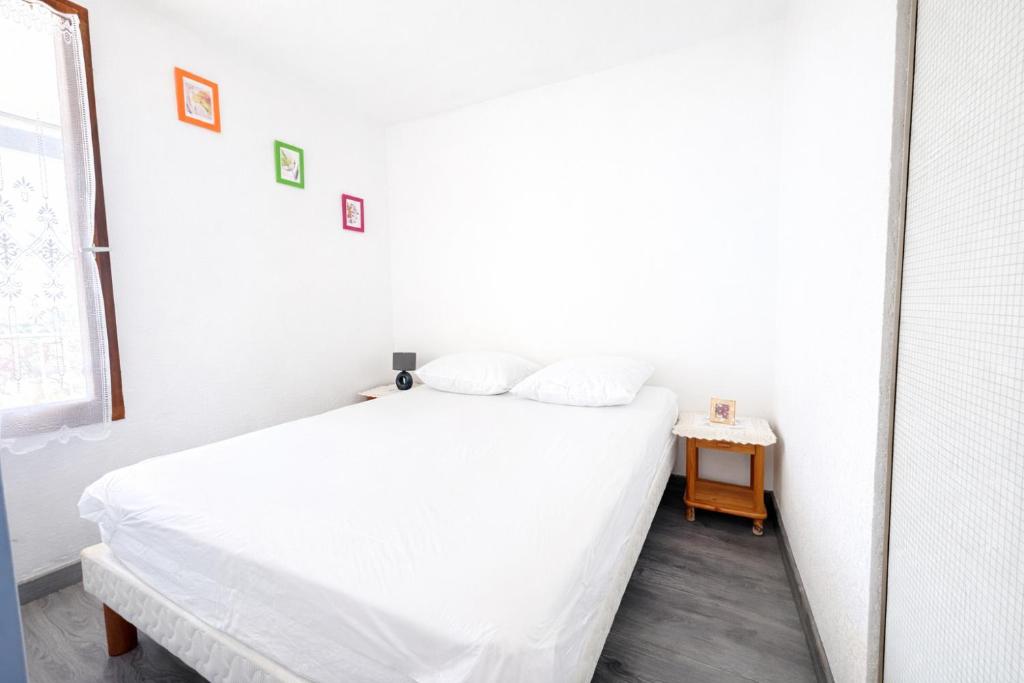 APPARTEMENT AVEC PARKING VUE MER POUR 2 personnes - 5