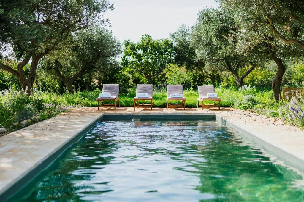 Puglian Farmhouse Near Alberobello Trulli - 2