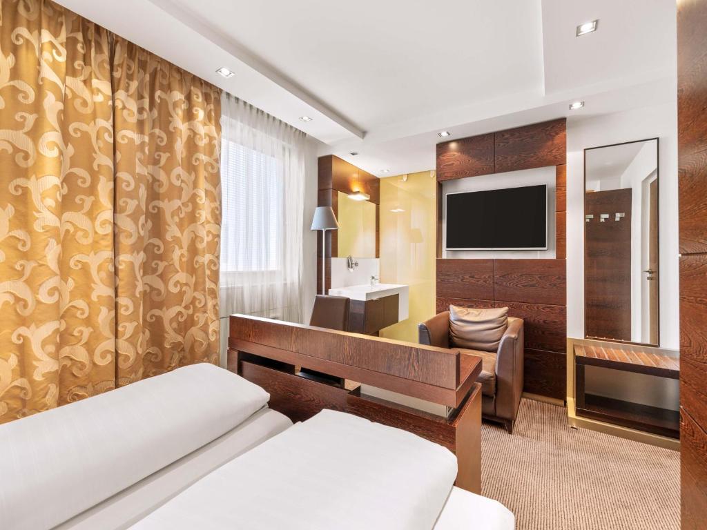 B&B HOTEL Linz City-Ost - 3