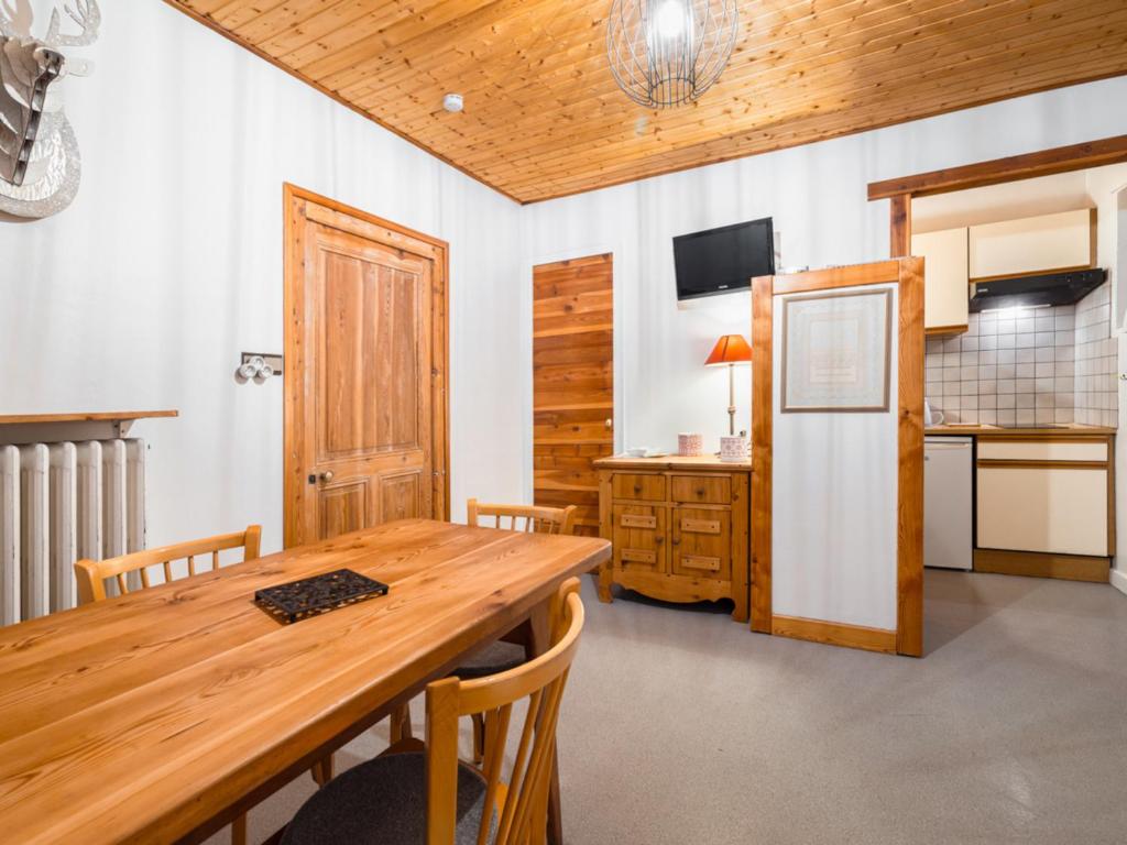 Charmant 2 Pièces avec Piscine Été, Balcon et Parking Privé à 300m des Pistes - FR-1-762-6 - 4