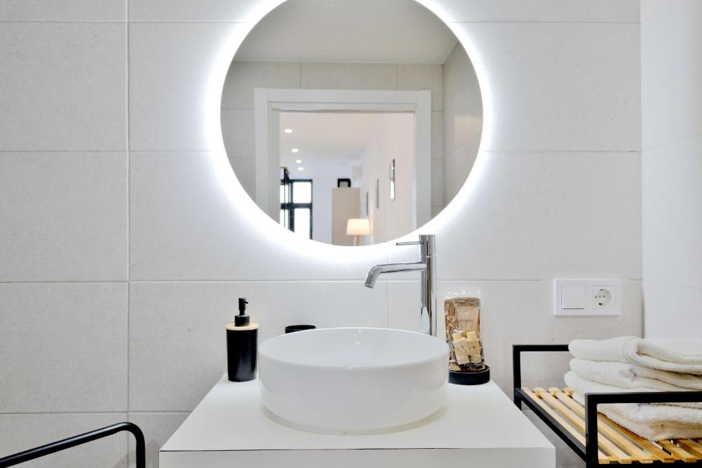Golondrina - Modern Apt - Near Bioparc by Río Turia Apartments - 3