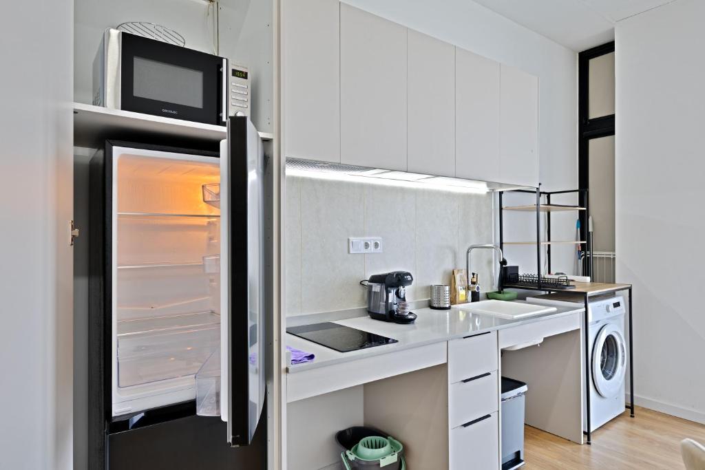 Golondrina - Modern Apt - Near Bioparc by Río Turia Apartments - 2