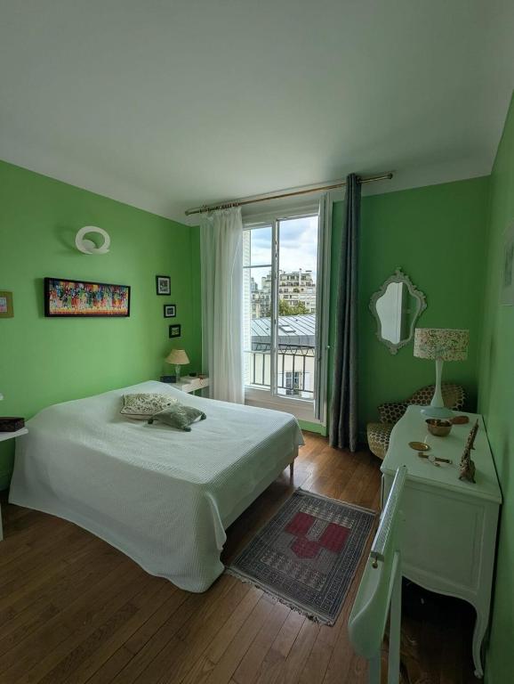 Typical Parisian apartment of 82 m2 for 4 people 14e - 2