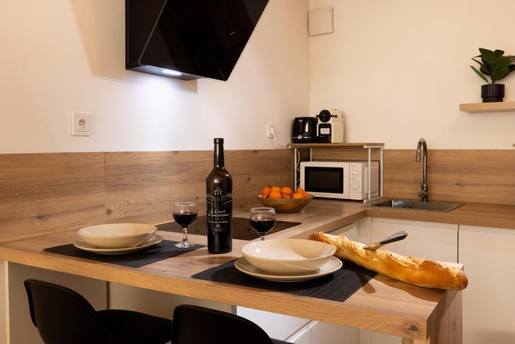 Beautiful renovated studio Modern - 4