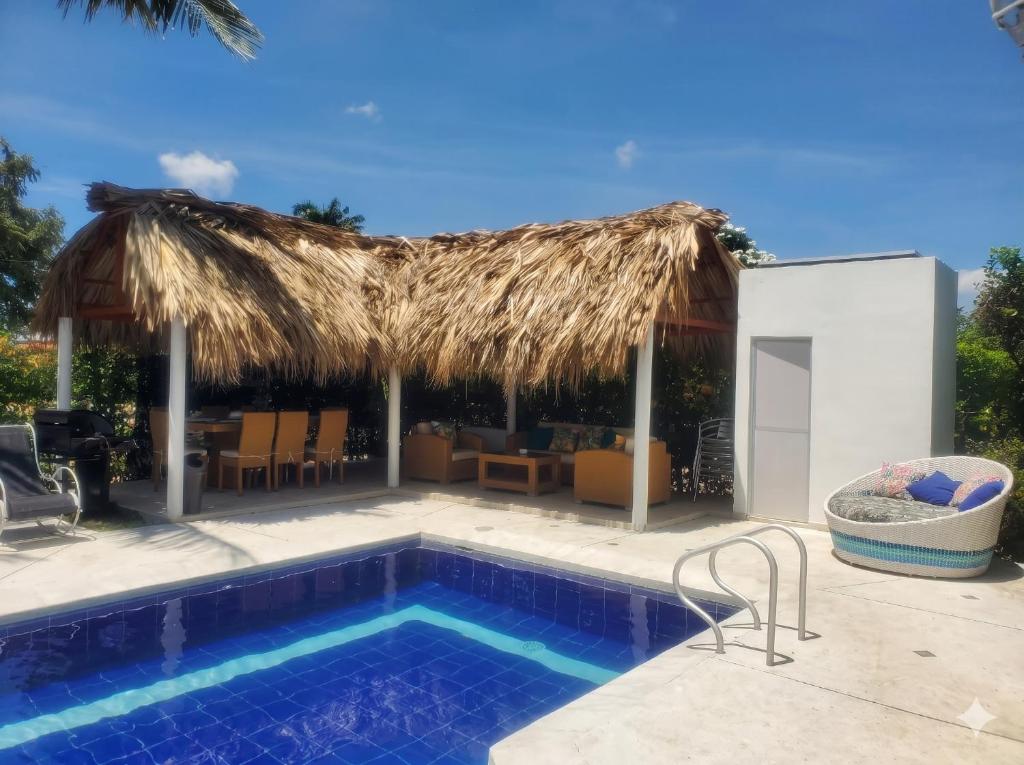 VILLA SANTORINI, Girardot - 3