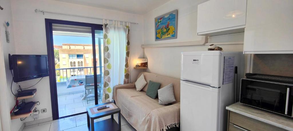 Apartment with pool near the city center - 3