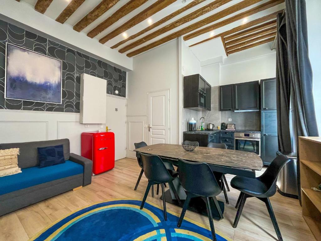 UrbanFlat 44 - Apartment in center of Paris - 5