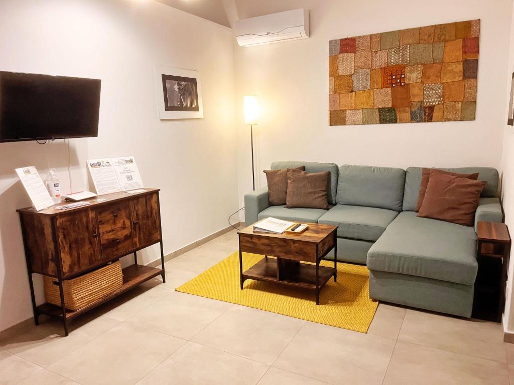 Basso 61 Urban Oasis with Private Mini Pool & Courtyard - Families & Groups - 4
