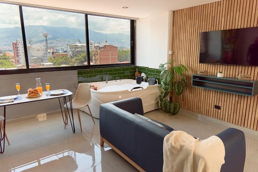 Luxury Aparta-Suite Stadio | Jacuzzi | Rosa Negra - 4