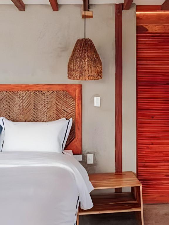 202 Beachfront Hotel Jaguar · Breakfast · Spa · AC - 4