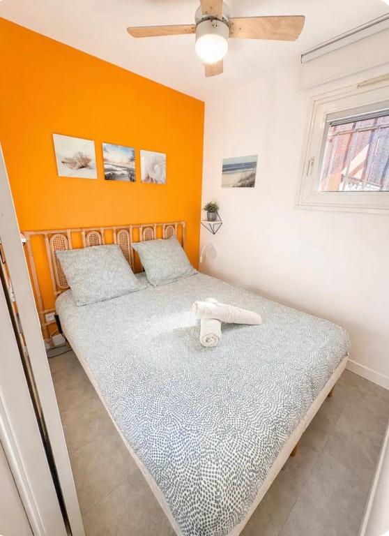 Parc Vélusine - T2 lumineux, 4 couchages, clim, terrasse, parking, 2 piscines&tennis - 2