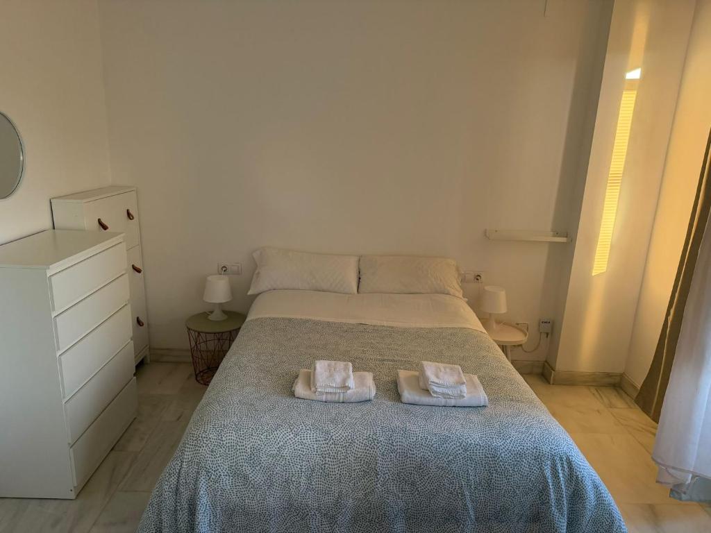 Fibes Stay Sevilla-incluido Parking y Piscina - 4