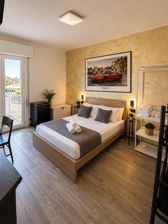 Modena Station - Suite H24 - 5