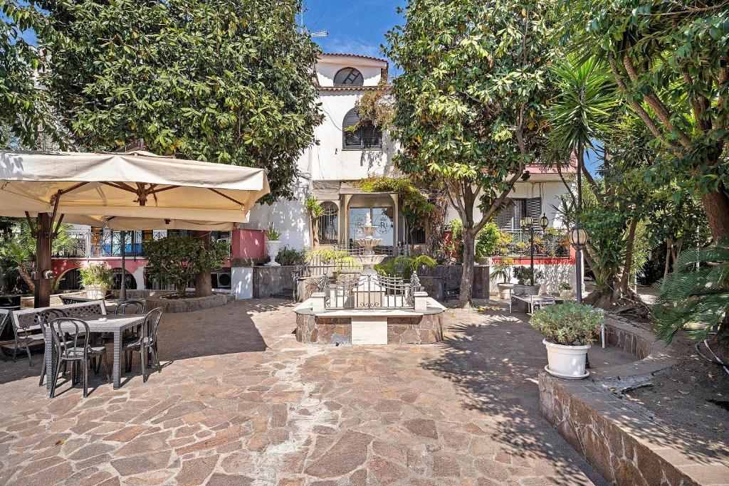 Bed and Breakfast H Pompeii Ruiins - 1