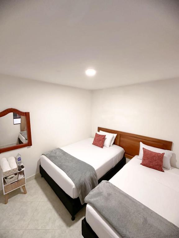Hostal Rosemoor - 1