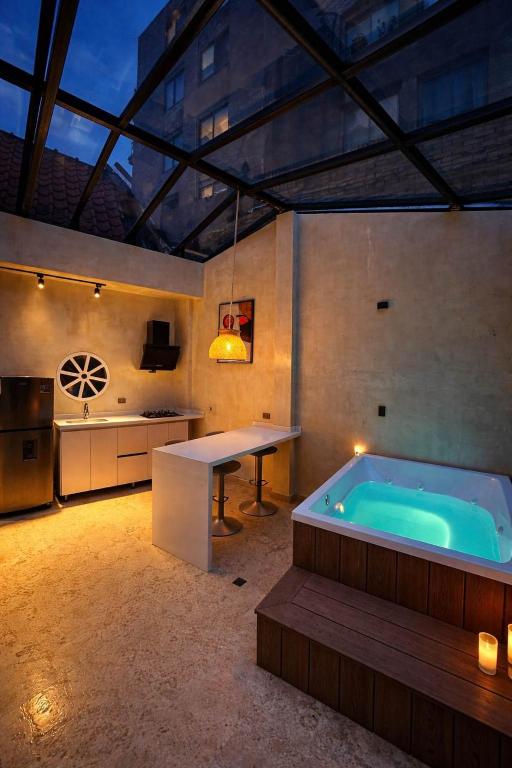 Incredible apartment with jacuzzi and terrace - 2