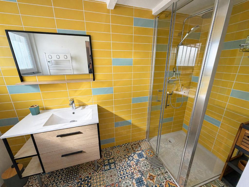 Maison rénovée proche plage, jardin clos, terrasse et parking privé - FR-1-22-353 - 4